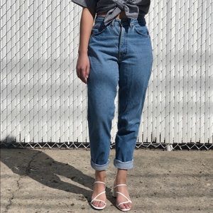 Vintage Chic High Waisted Jeans
